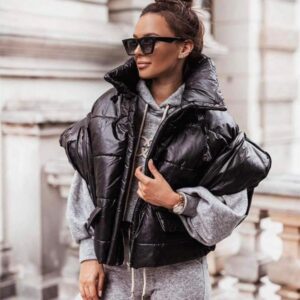 KAMIZELKA KRÓTKA PIKOWANA CZARNA