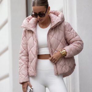 KURTKA PIKOWANA W ROMBY PUDER