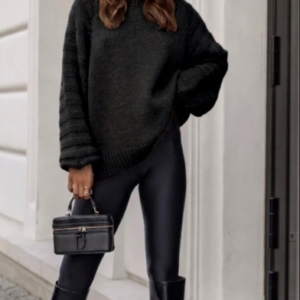 SWETER DEKORACYJNY RĘKAW CZARNY