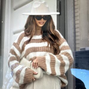 MIĘSISTY SWETER W PASY BEŻOWO-BIAŁE